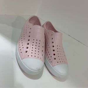 NATIVE rubber shoes size W6, color: Pink/white. Slip on, waterproof, shoes.